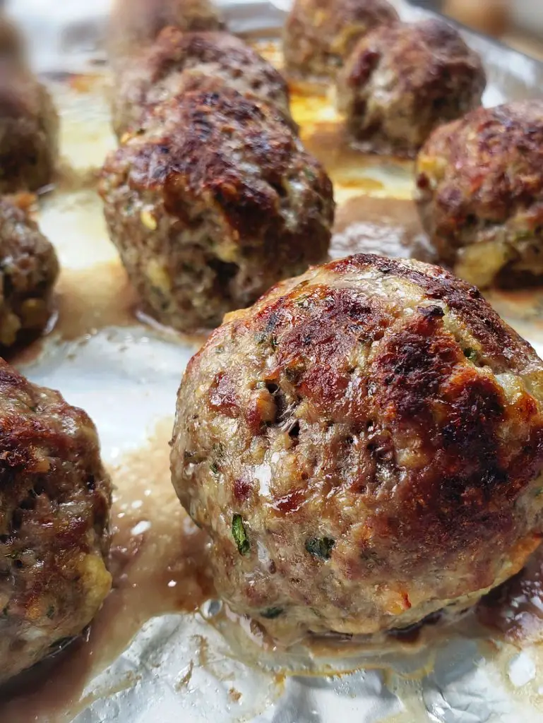 oven baked beef and pork meatballs