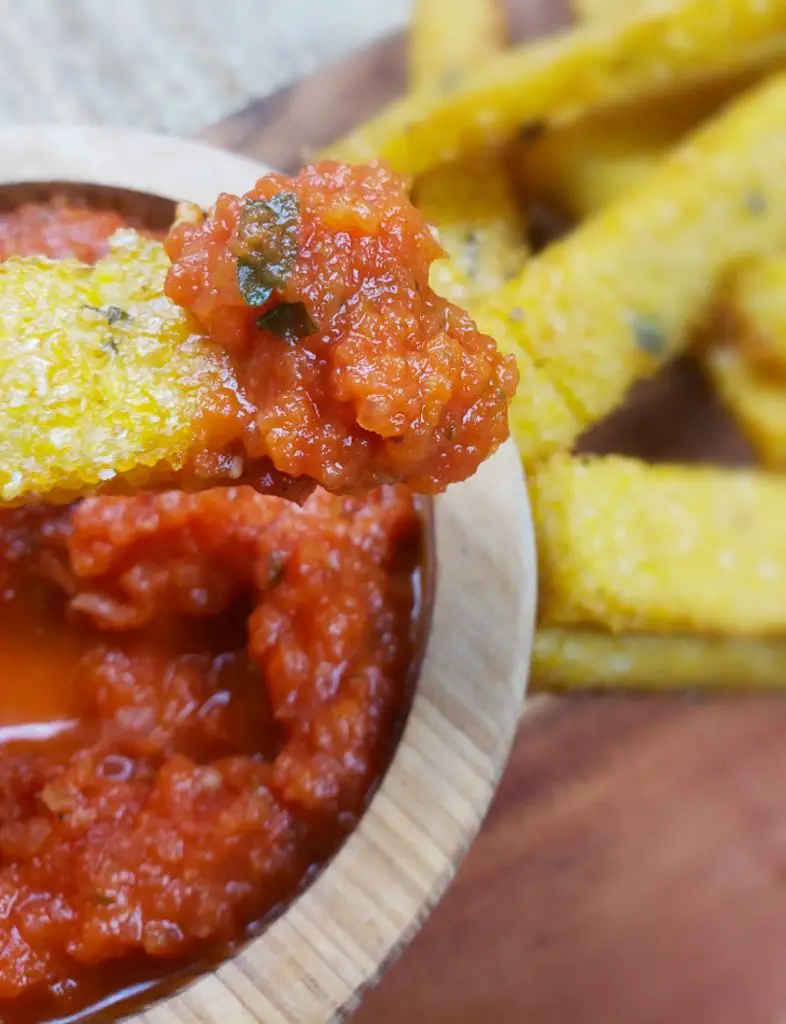 crispy baked polenta fries with tomato sauce