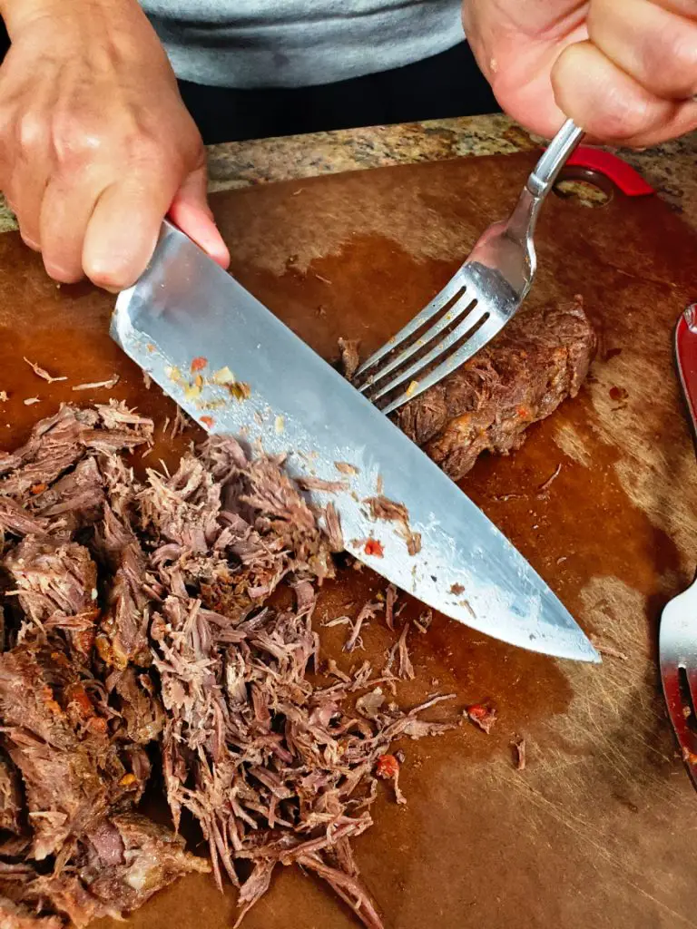 shred meat of short ribs