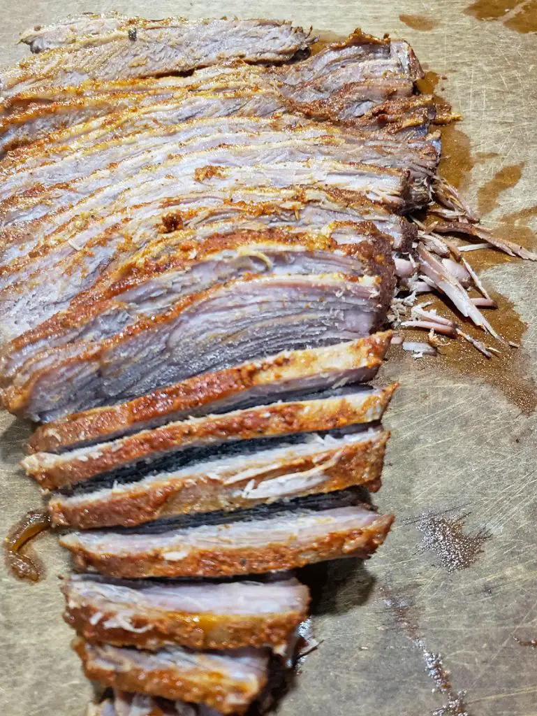 sliced brisket against the grain