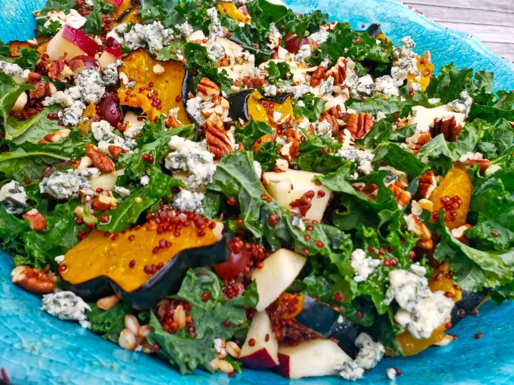 kale harvest salad squash, apples, grapes, quinoa, farro, blue cheese, chopped pecans