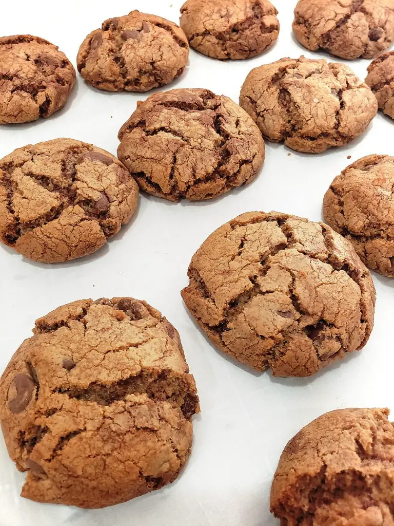 nutella chocolate chip cookies