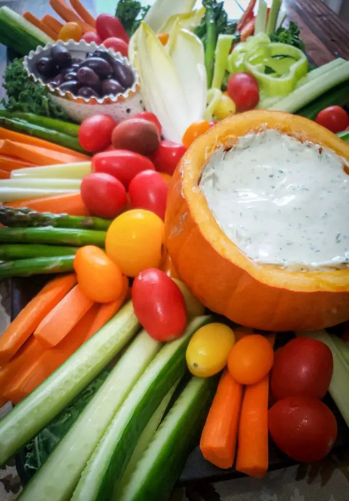 beautiful vegetable platter with dip