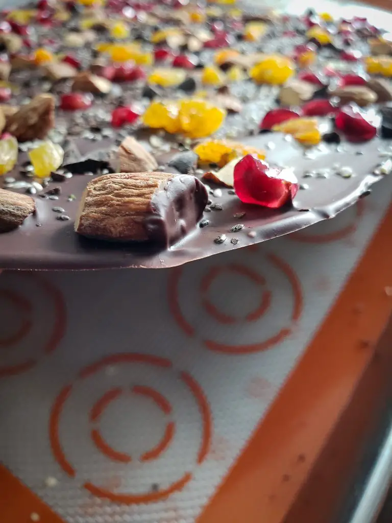 "bittersweet chocolate" "healthy" "dark chocolate bark" "dark chocolate"