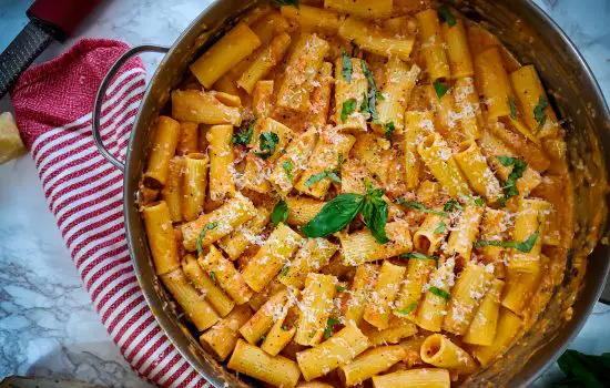The BEST Rigatoni a la Vodka with Pancetta