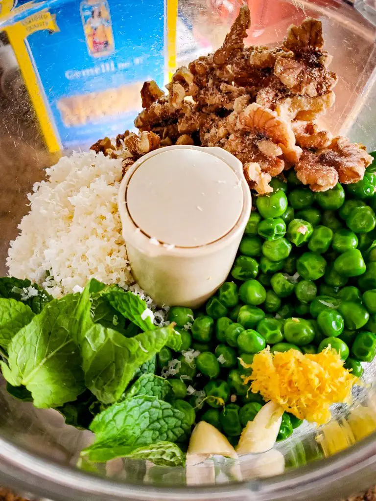 combine ingredients in food processor for pea and mint pesto