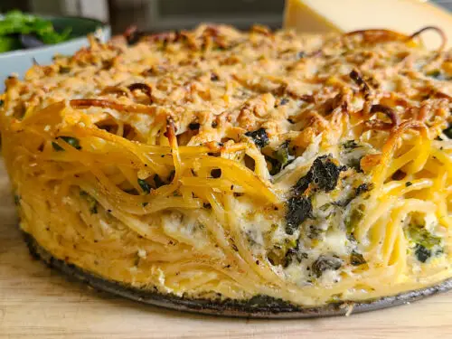 Baked Spaghetti Squash With Beef And Veggies Spaghetti Sauce In